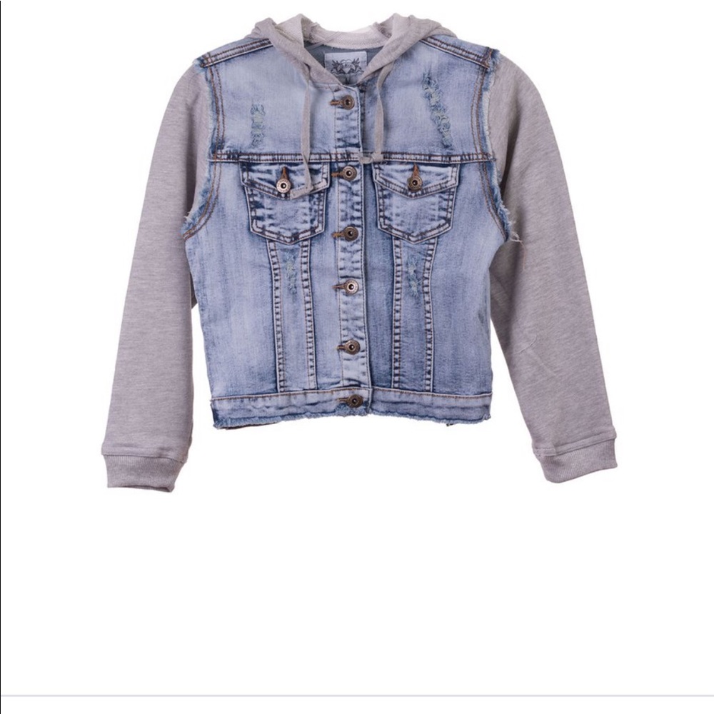 Jean jacket never worn size medium